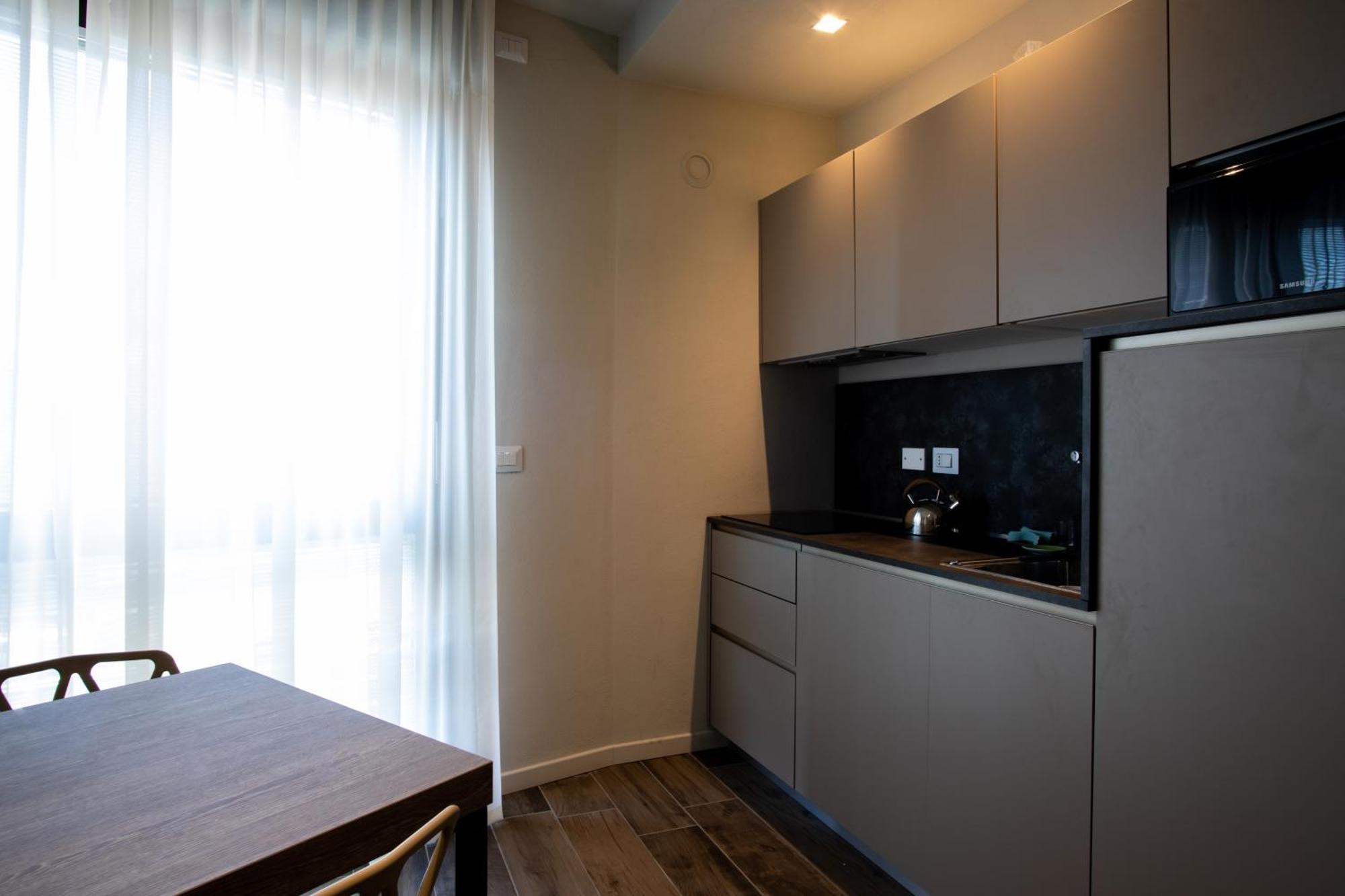 Astoria Living Apartments ボローニャ エクステリア 写真