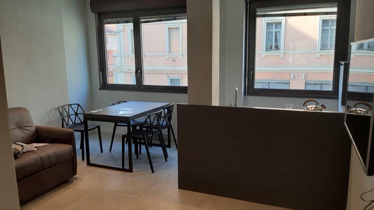 Astoria Living Apartments ボローニャ エクステリア 写真