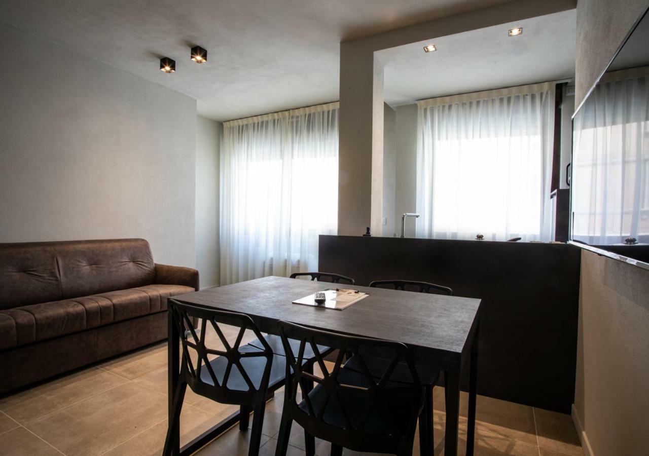 Astoria Living Apartments ボローニャ エクステリア 写真