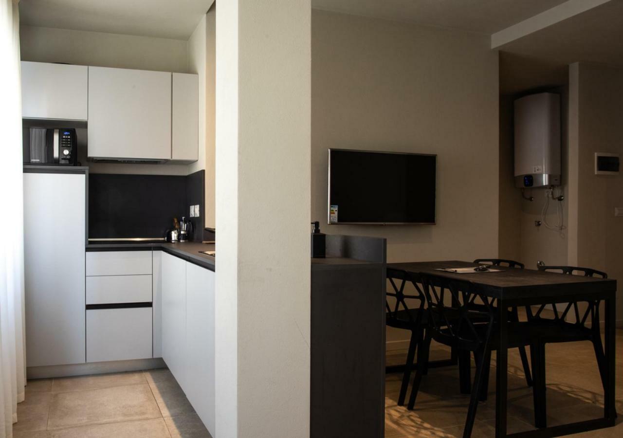 Astoria Living Apartments ボローニャ エクステリア 写真