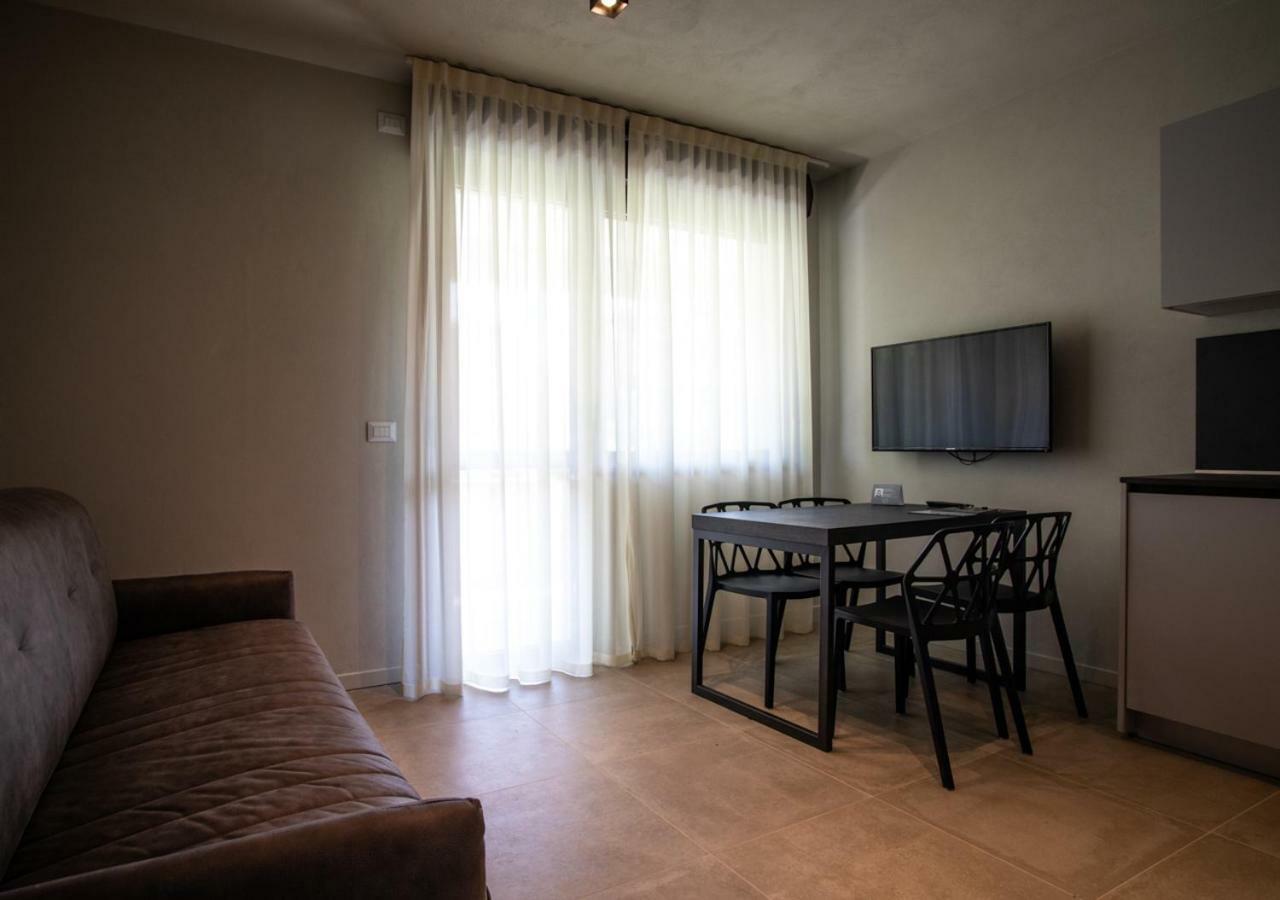 Astoria Living Apartments ボローニャ エクステリア 写真