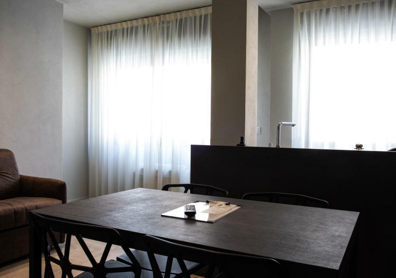 Astoria Living Apartments ボローニャ エクステリア 写真