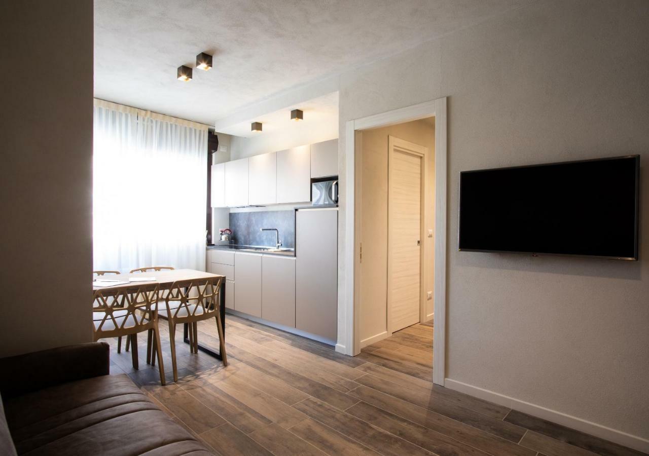 Astoria Living Apartments ボローニャ エクステリア 写真